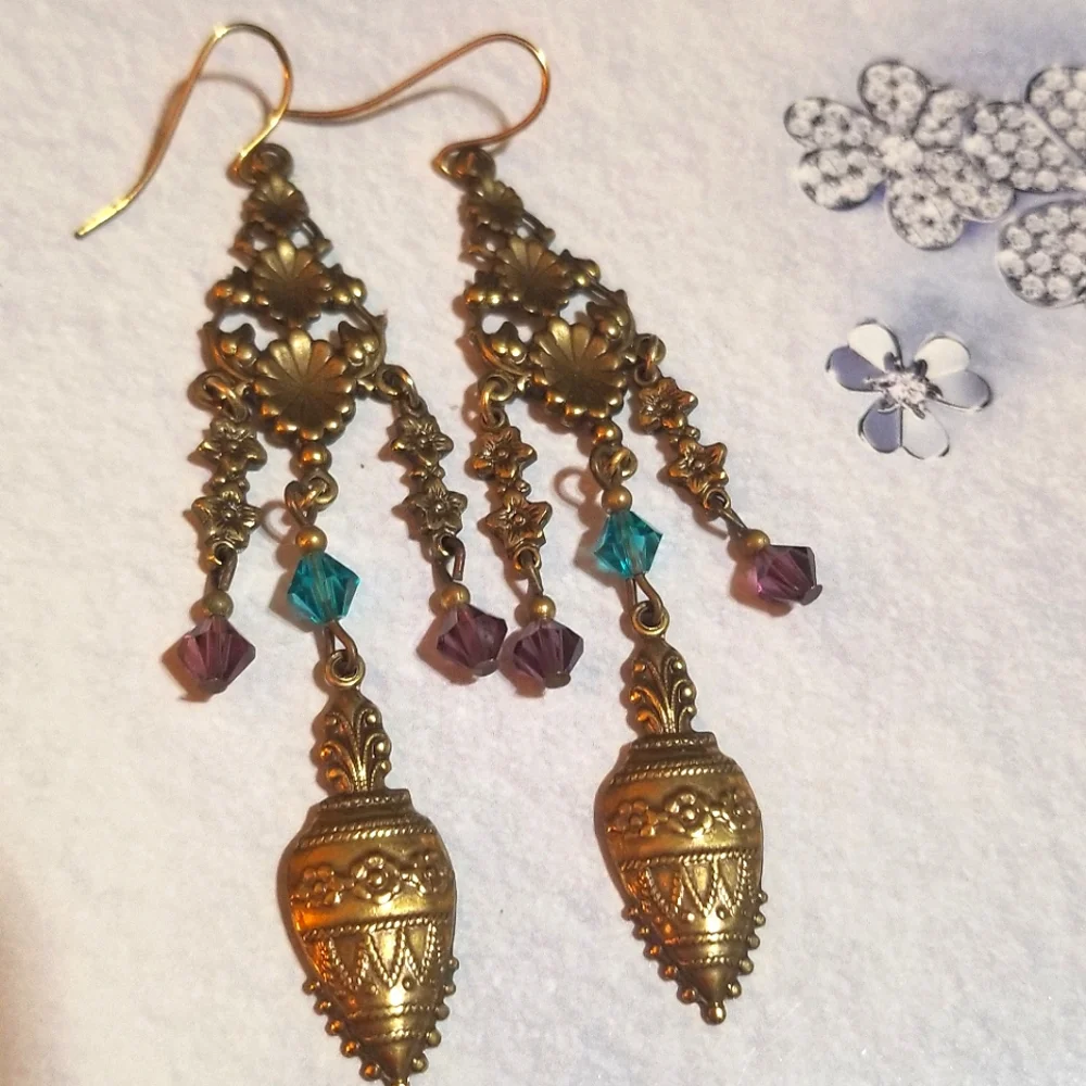 Vintage Sadie Green Shoulder Brusher Earrings